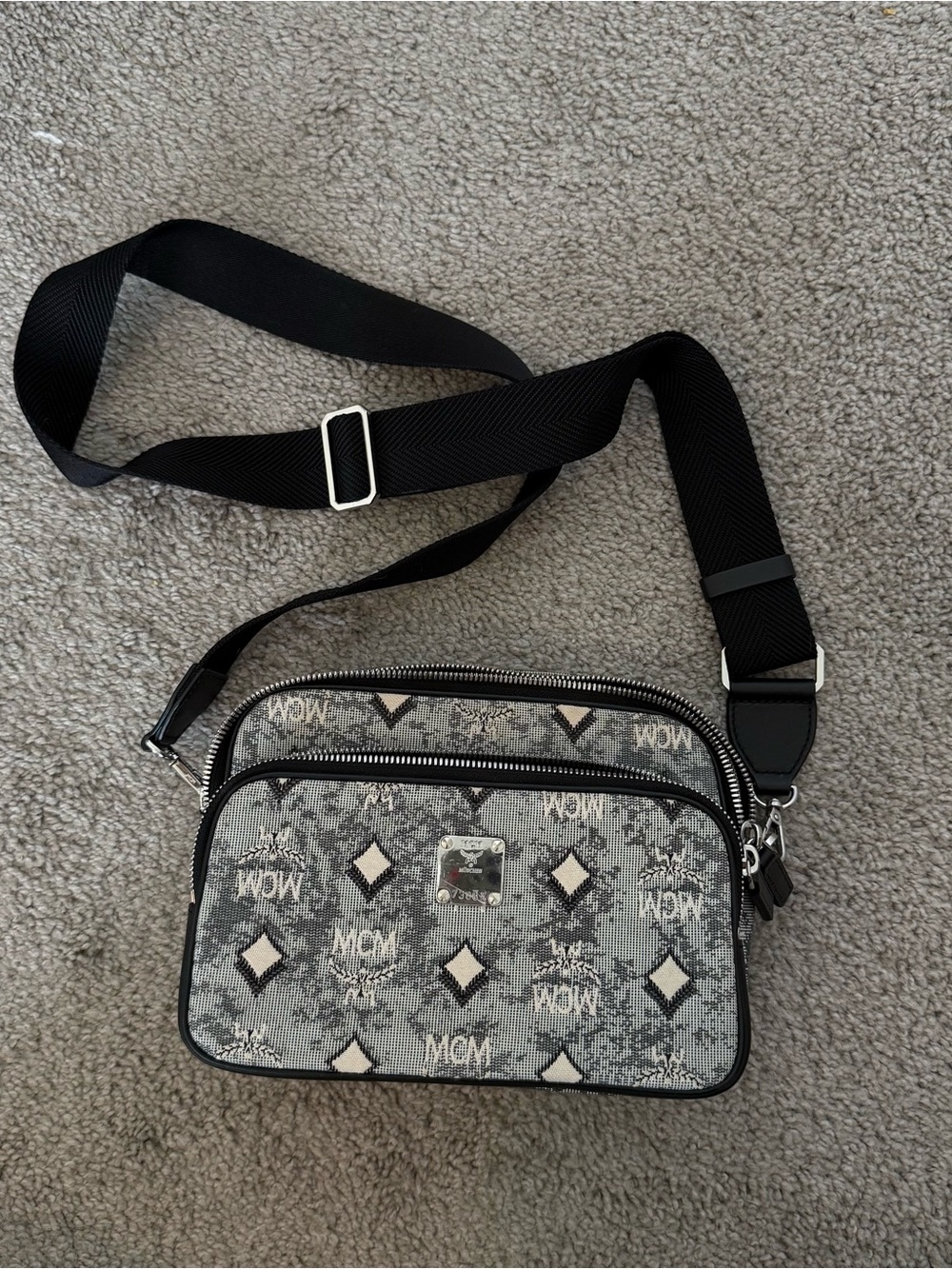 MCM Klassik Vintage Jacquard Crossbody - pre owned